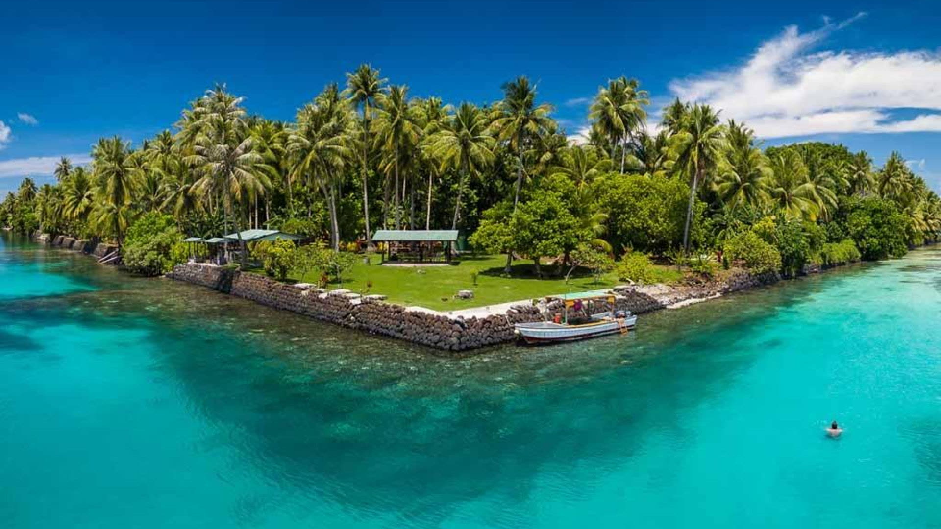 Blue Lagoon Resort on a palm-fringed point, Chuuk